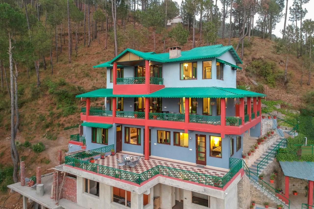 Stayvista At Cecil Cottages With Barbeque, Hill View Kasauli Exterior foto